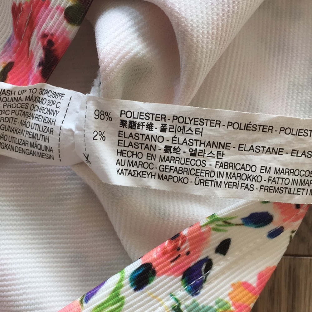 Bershka Floral Dress Size M - Picture 6 of 7